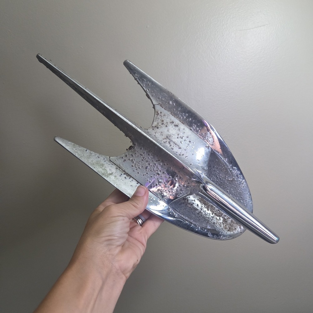 ORIGINAL 1956 FORD FAIRLANE HOOD ORNAMENT 126 Metal Car Decor